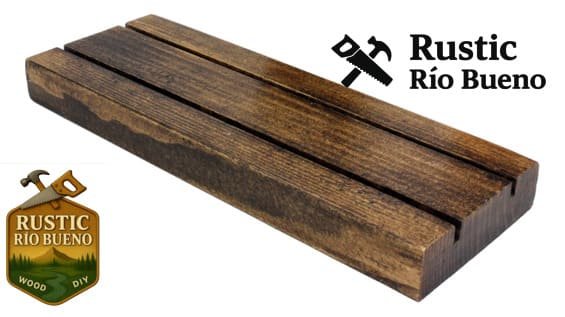 Exhibición Para Aretes Con Ranuras De Madera