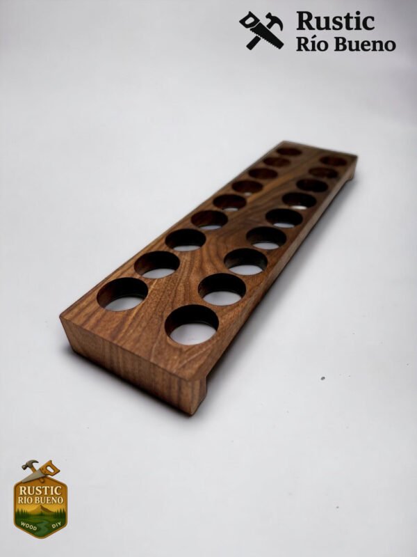 Porta huevos de madera
