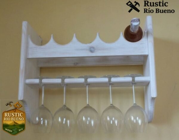 Porta botellas de vino y copas de madera