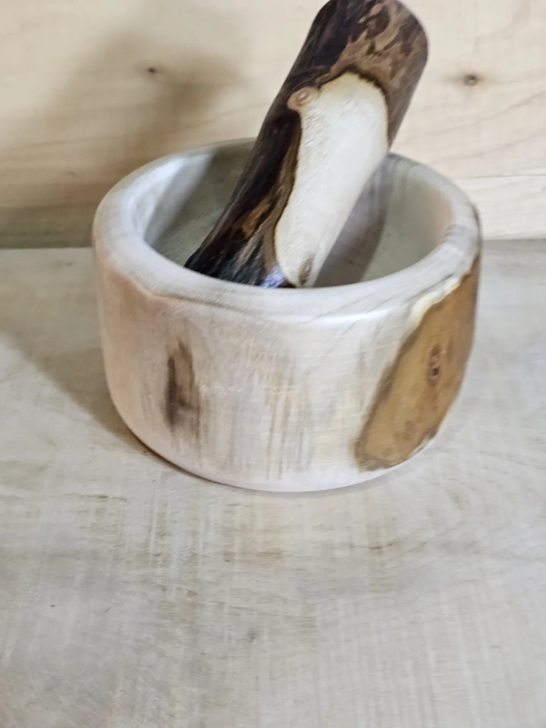 Mortero de madera torneado artesanal | Madera nativa resistente para cocina